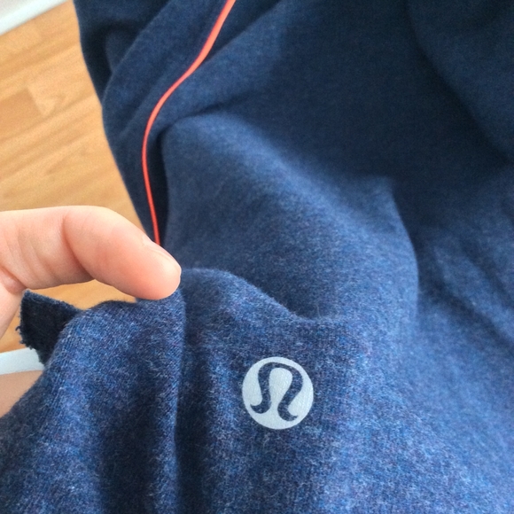 Lululemon Please me Pull Over Cropped Hoodie - Picture 6 of 6